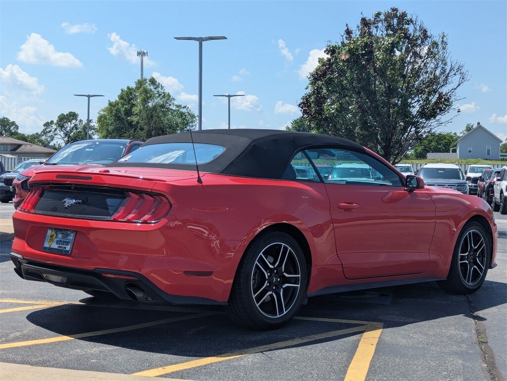 2023 Ford Mustang EcoBoost Premium Convertible photo 3