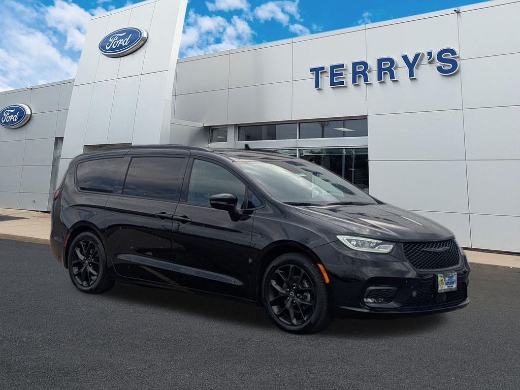 2025 Chrysler Pacifica