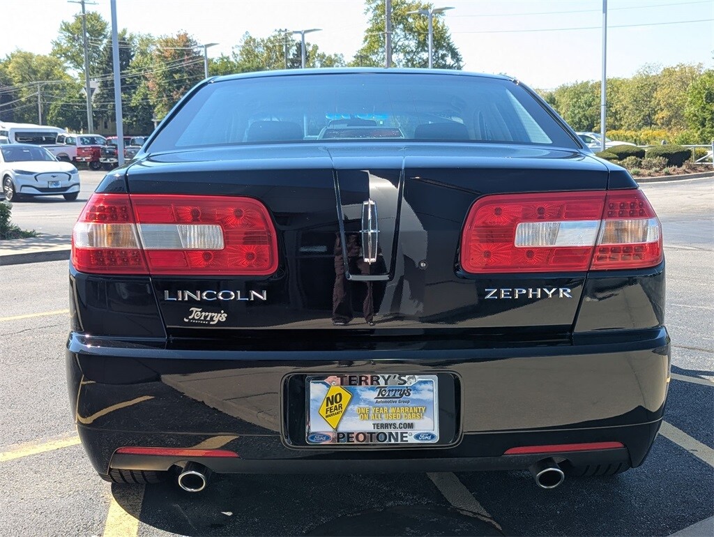 2006 Lincoln Zephyr photo 2