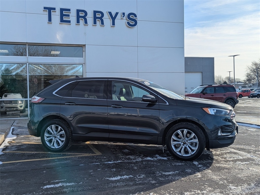 Used 2023 Ford Edge Titanium SUV