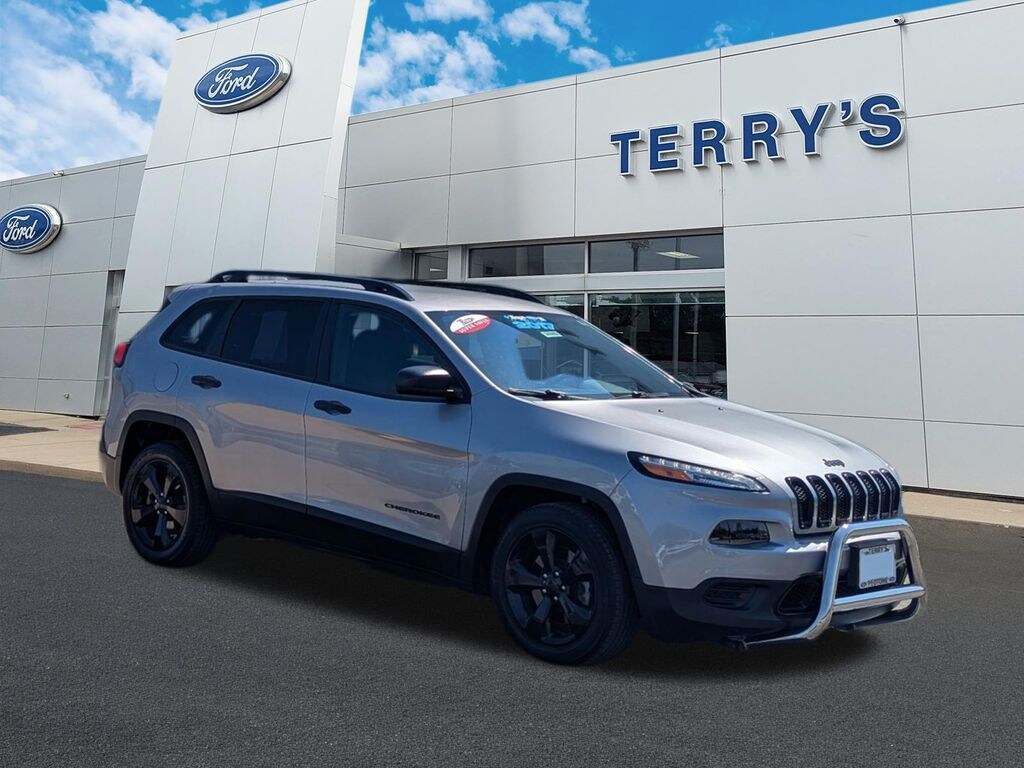 Used 2017 Jeep Cherokee Sport SUV