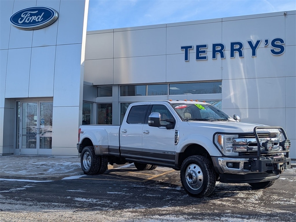 2018 Ford F-450 Super Duty King Ranch's photo