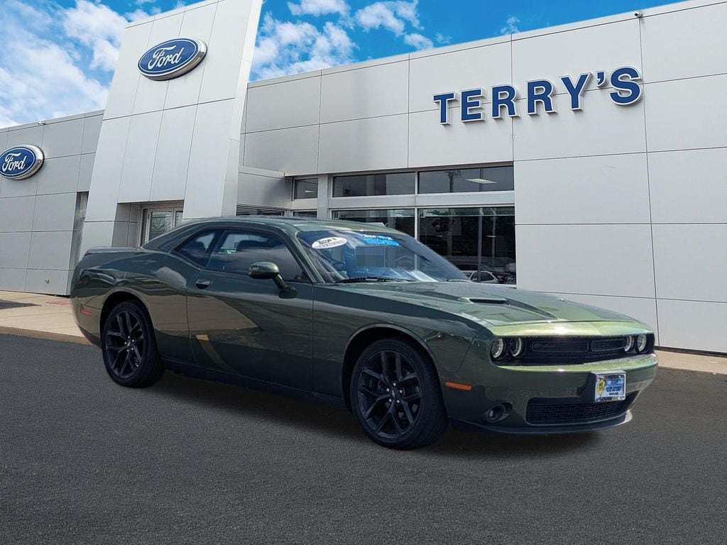 Used 2019 Dodge Challenger SXT Coupe