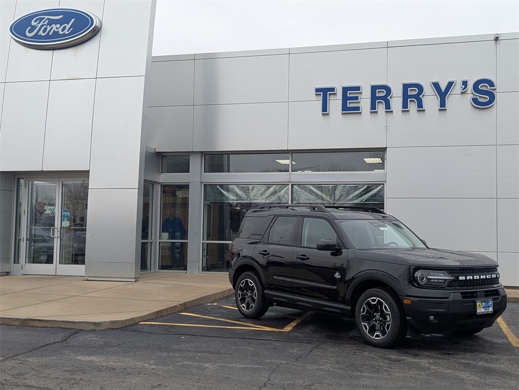 2025 Ford Bronco Sport Outer Banks's photo