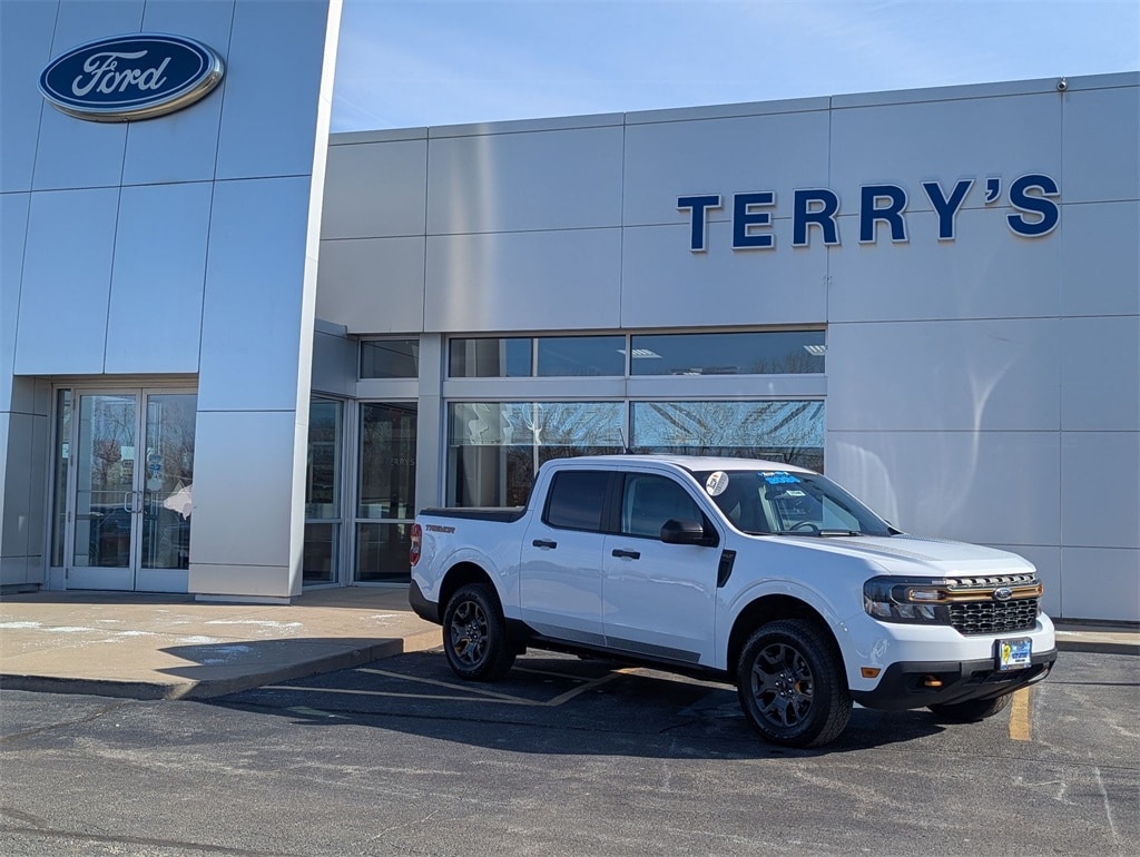 2024 Ford Maverick XLT's photo