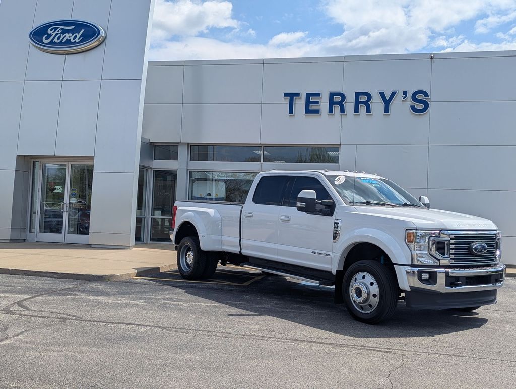 2021 Ford F-450 Lariat 4x4 Crew Cab 8' Box DRW's photo