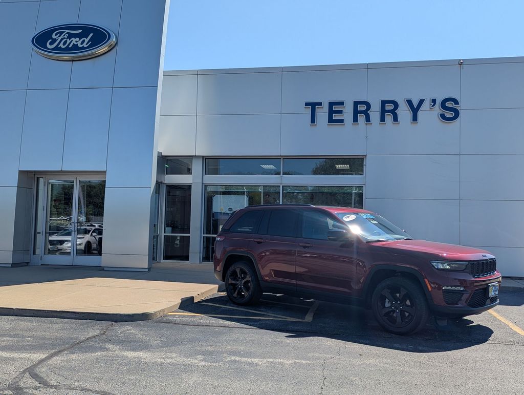 2023 Jeep Grand Cherokee