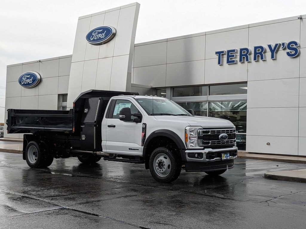 2023 Ford F-450 Super Duty Chassis Cab XL