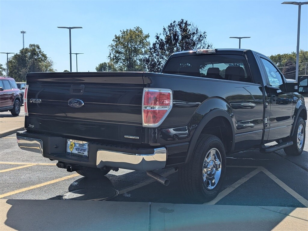 2014 Ford F-150 XLT photo 2