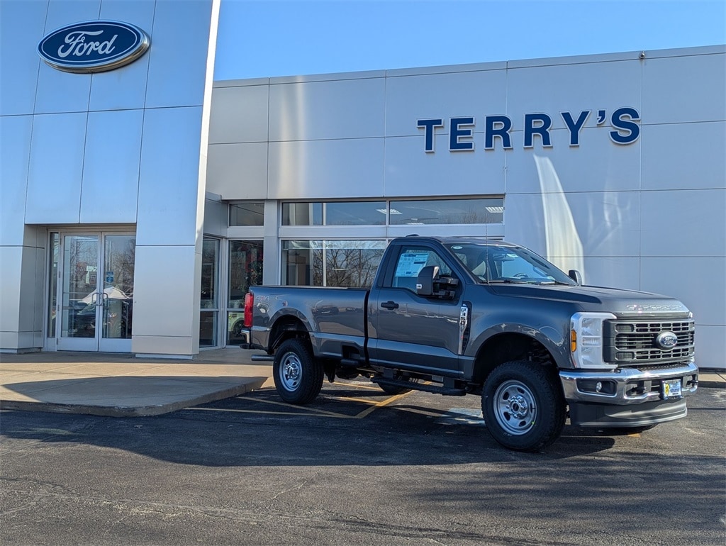 2026 Ford F-350 Super Duty XL's photo