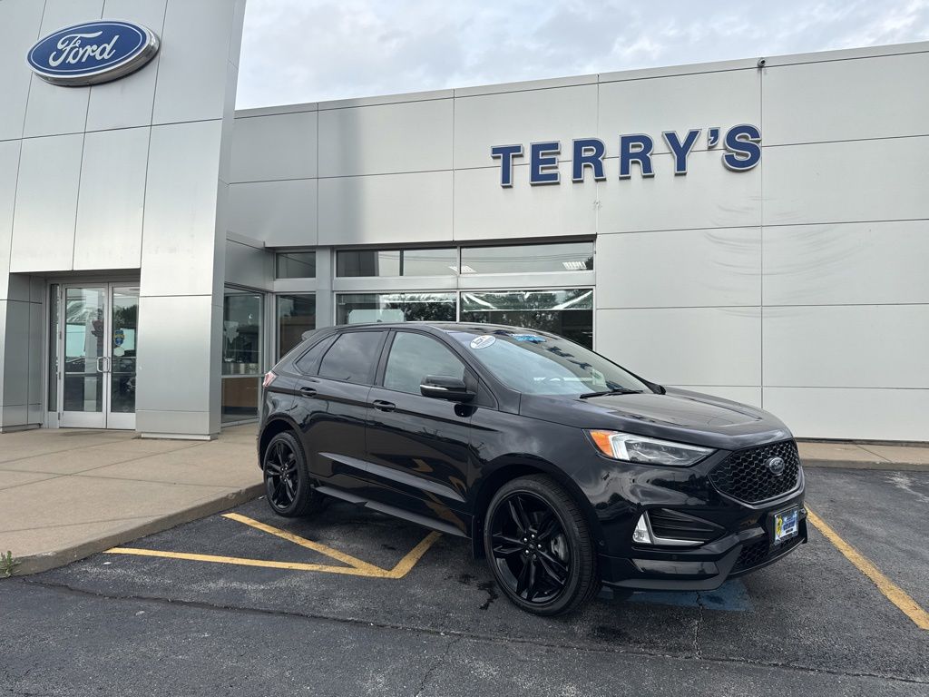 2019 Ford Edge ST AWD's photo