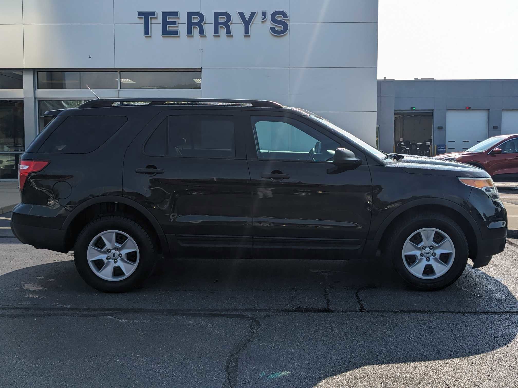 Used 2013 Ford Explorer  with VIN 1FM5K8B82DGC96035 for sale in Peotone, IL