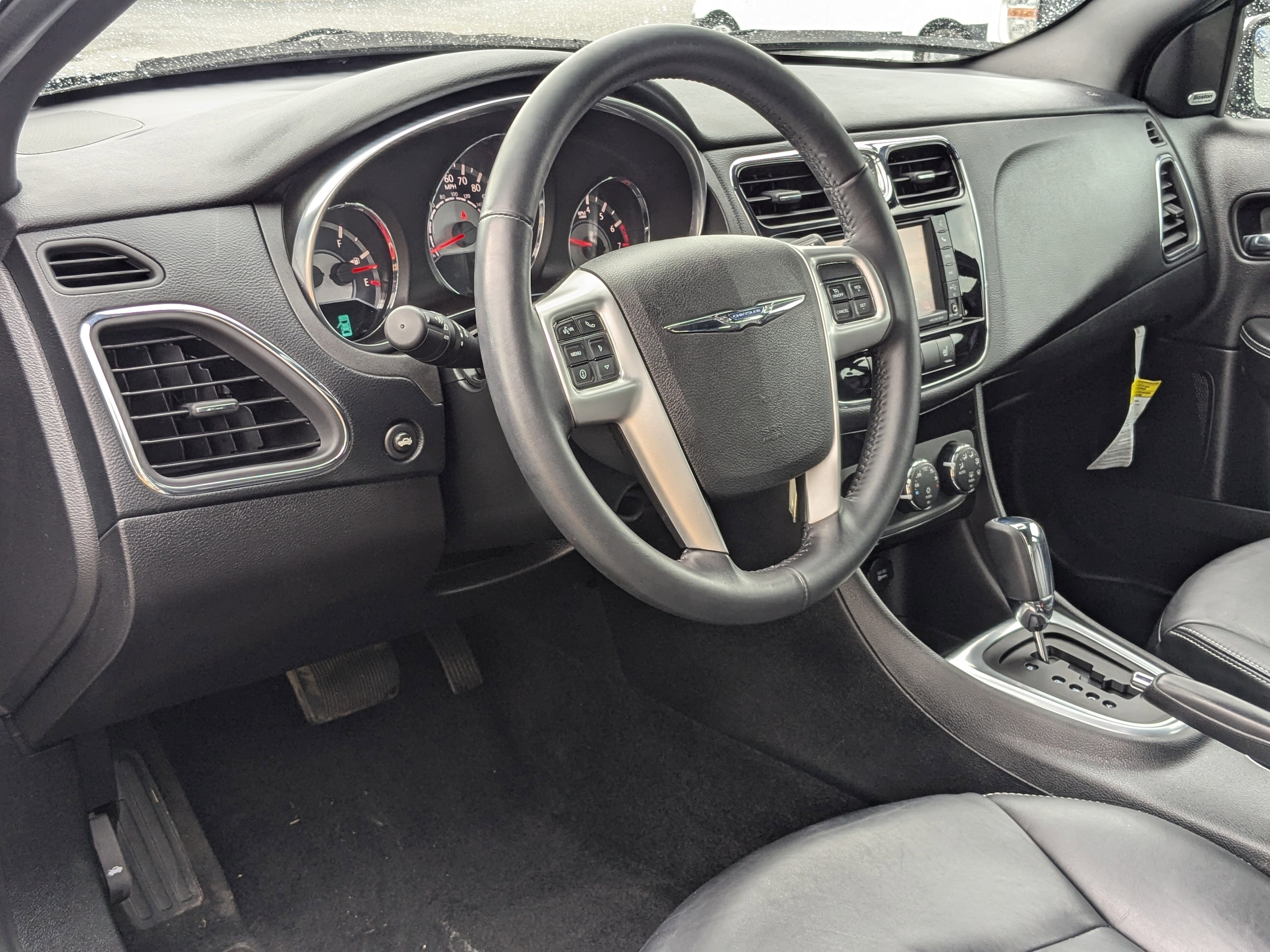 Used 2013 Chrysler 200 Limited with VIN 1C3CCBCG3DN522790 for sale in Peotone, IL