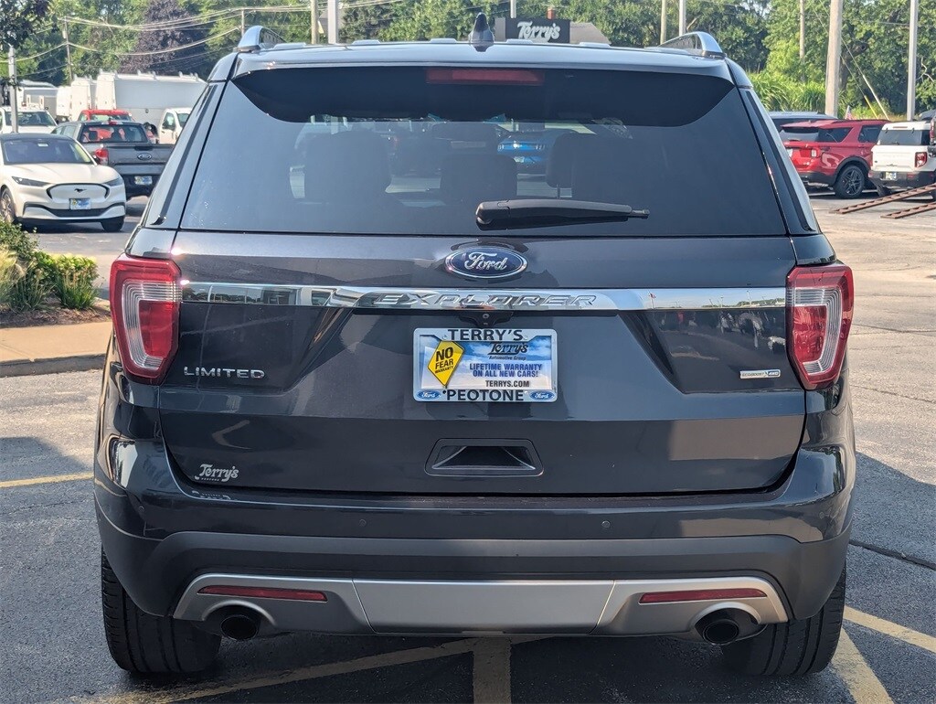 2017 Ford Explorer Limited photo 4