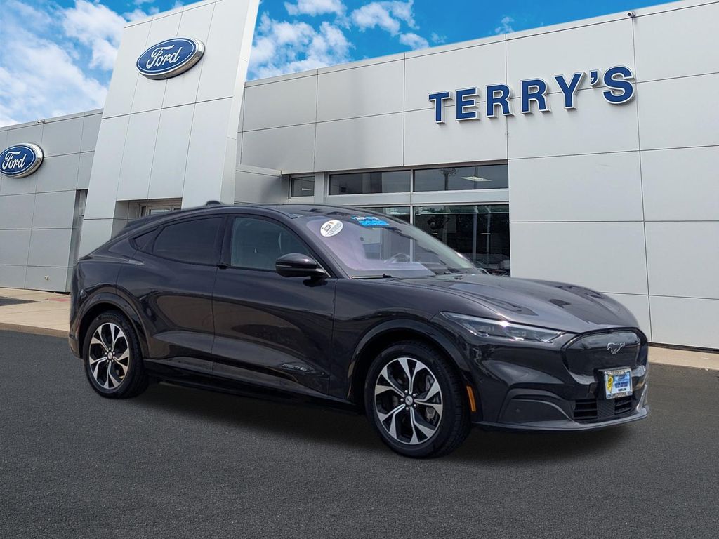 2022 Ford Mustang Mach-E Premium AWD