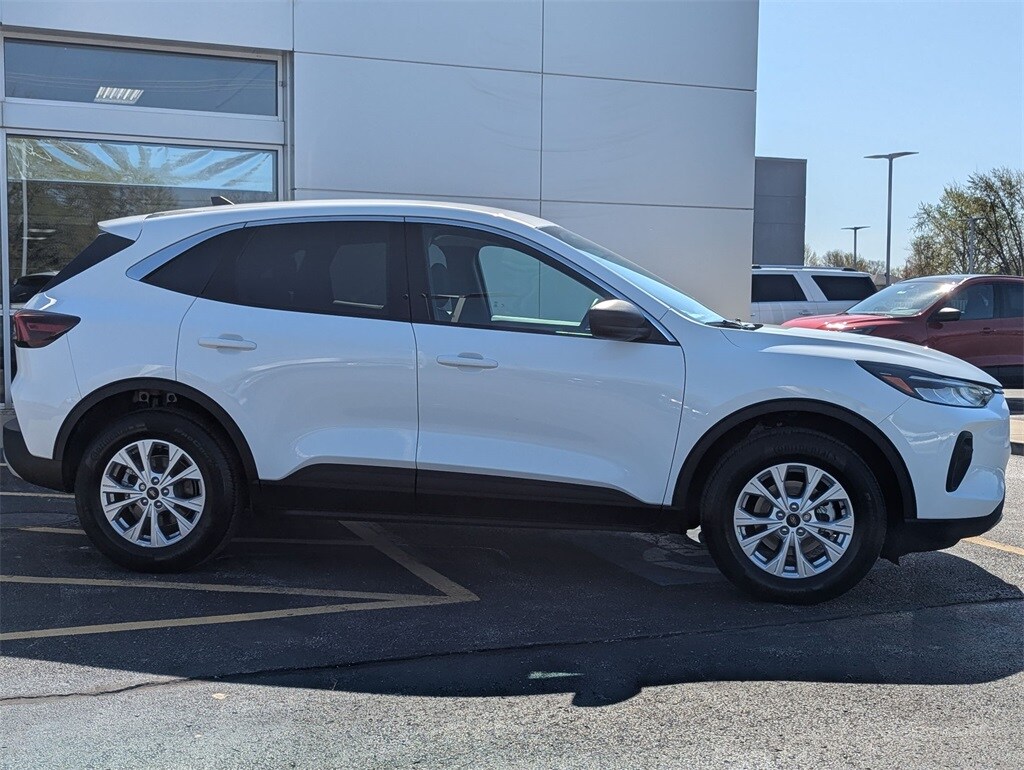 2024 Ford Escape Active photo 2