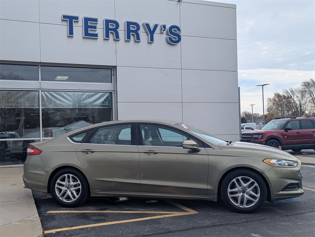Used 2013 Ford Fusion SE with VIN 3FA6P0H72DR183176 for sale in Peotone, IL
