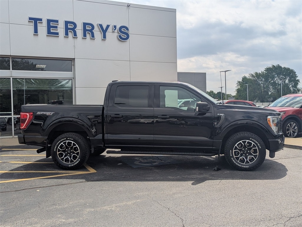 Used 2021 Ford F-150 XLT with VIN 1FTEW1EP8MFC01826 for sale in Peotone, IL