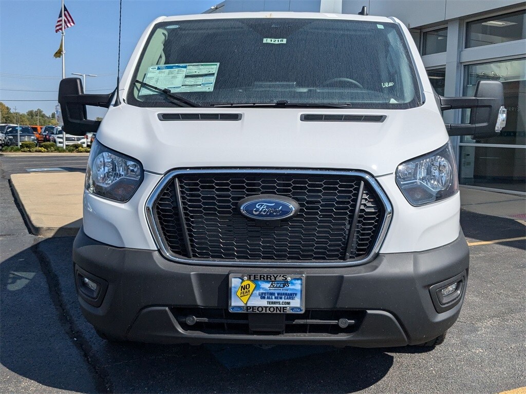 2024 Ford Transit photo 2