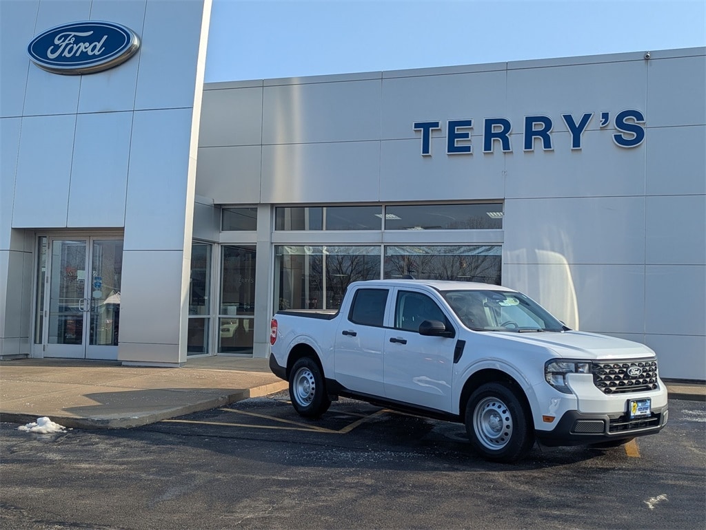 2025 Ford Maverick XL's photo