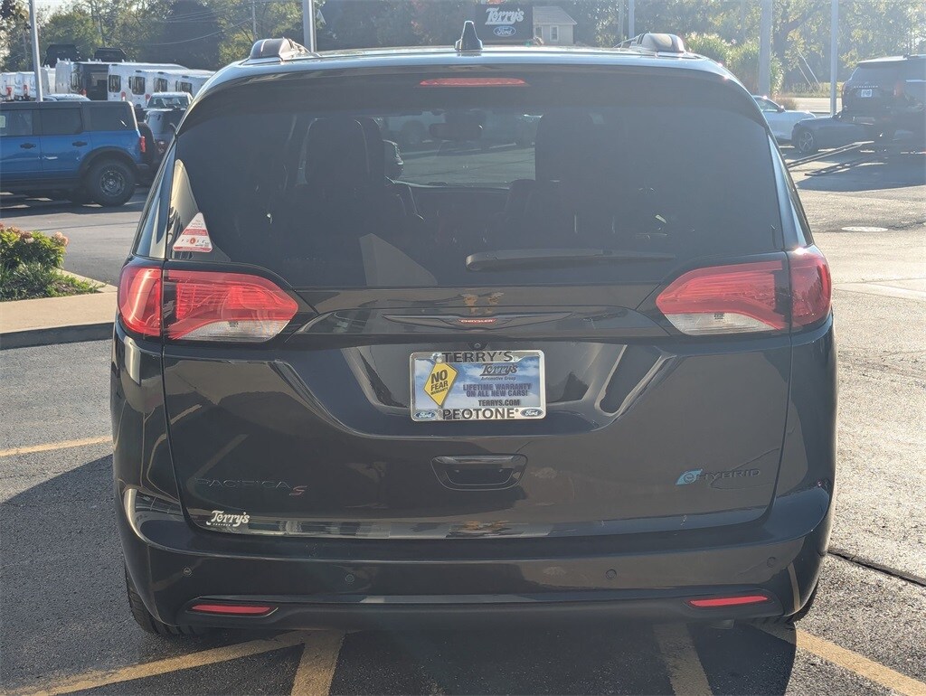 Used 2020 Chrysler Pacifica Hybrid Limited Minivan/Van