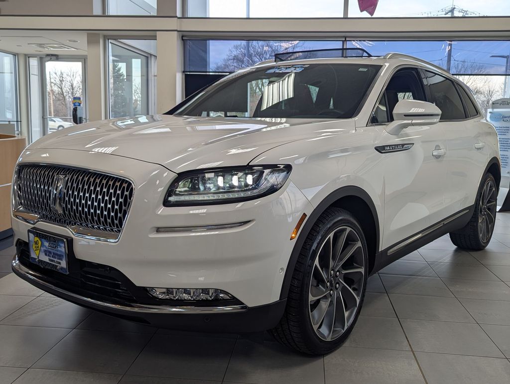 2023 Lincoln Nautilus Reserve AWD's photo