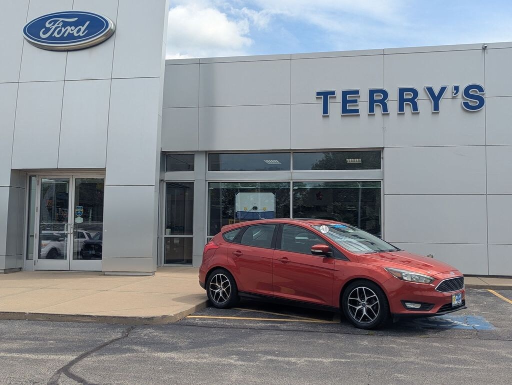 Used 2018 Ford Focus SEL Hatchback
