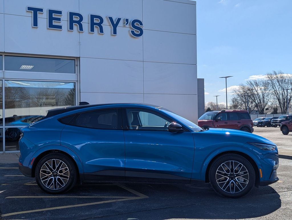 Used 2025 Ford Mustang Mach-E Premium AWD with VIN 3FMTK3SU4SMA05514 for sale in Peotone, IL