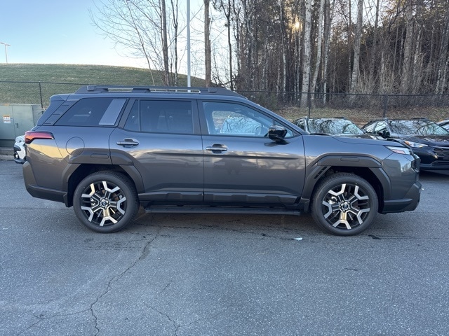 2026 Subaru Outback Touring's photo