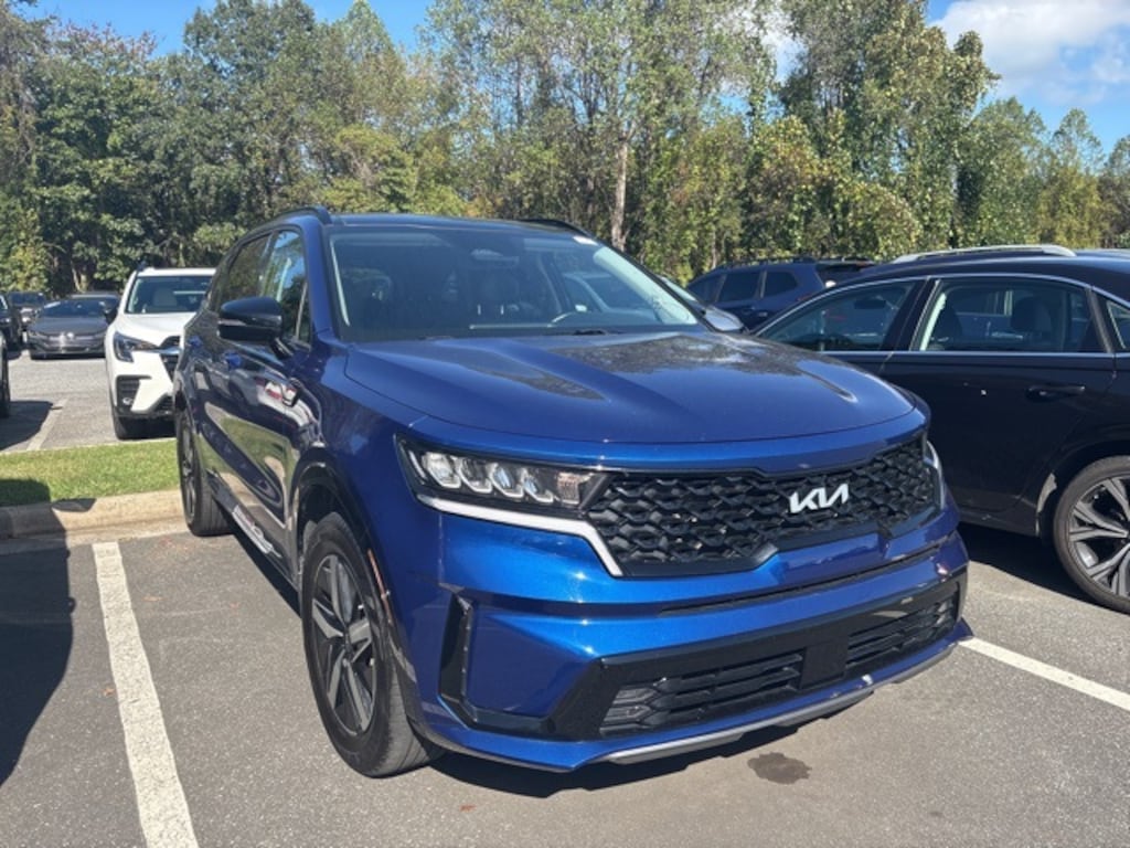 Used 2022 Kia Sorento EX SUV