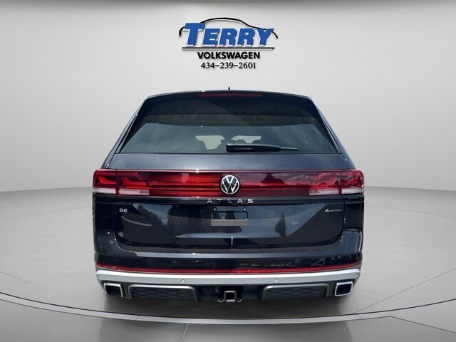 2024 Volkswagen Atlas Peak Edition SE Technology photo 4
