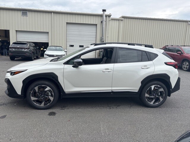 2025 Subaru Crosstrek Limited photo 3