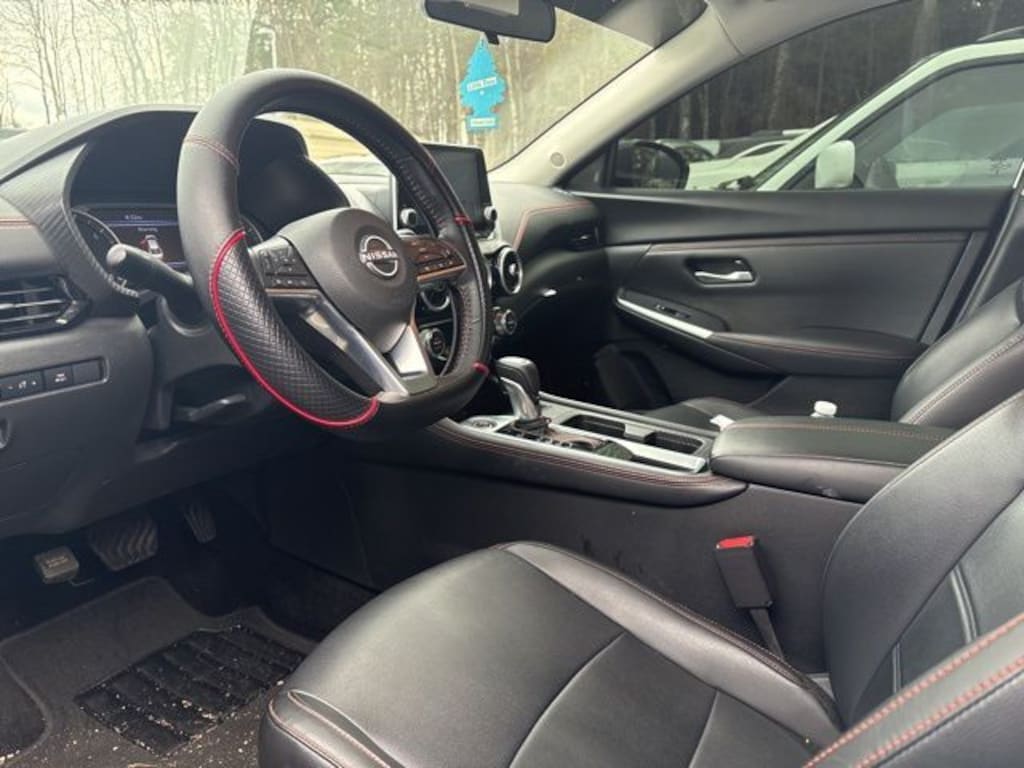 Used 2025 Nissan Sentra SR Sedan