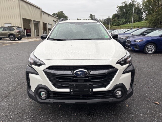 2025 Subaru Outback Premium photo 3