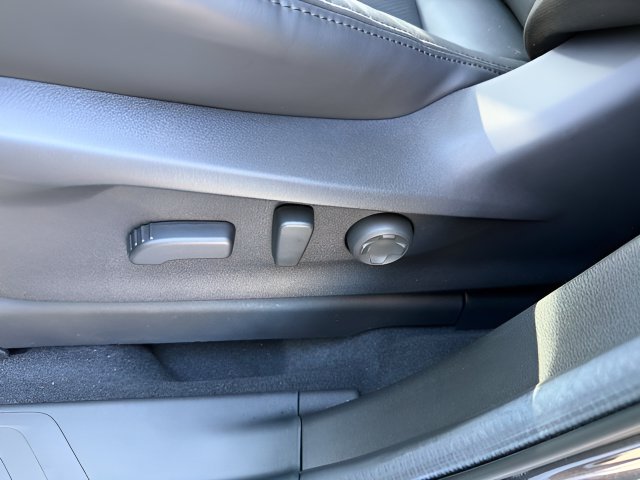 2026 Subaru Ascent Touring - Photo 6