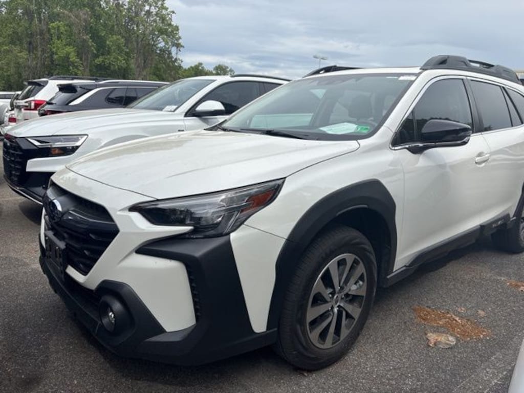Used 2023 Subaru Outback Premium SUV