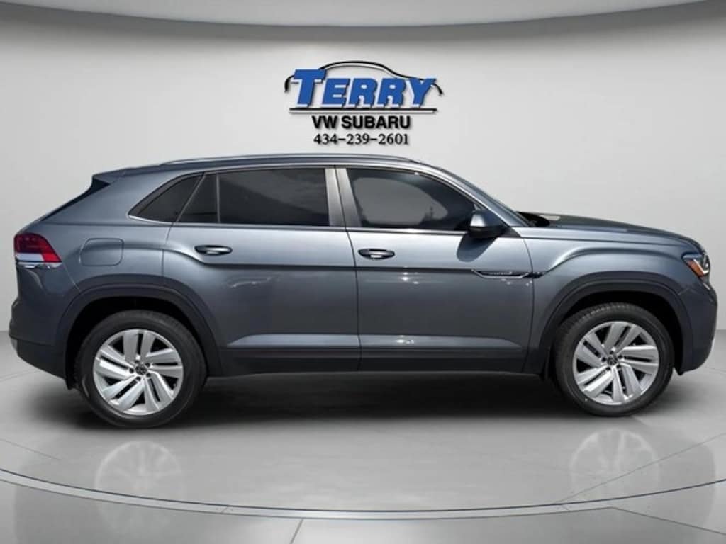 Used 2021 Volkswagen Atlas Cross Sport 2.0T SE w/Technology SUV