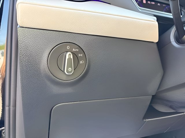 2026 Volkswagen Taos SEL - Photo 7