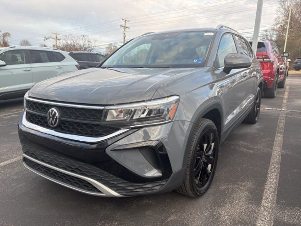 Used 2022 Volkswagen Taos 1.5T SE SUV
