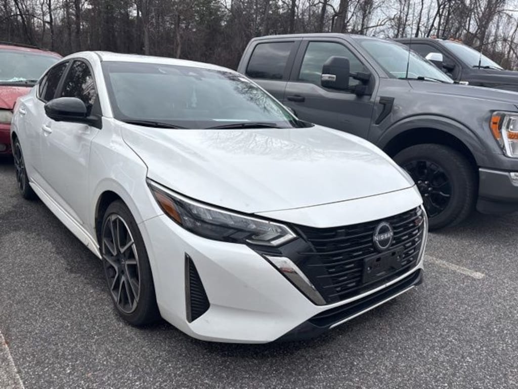 Used 2025 Nissan Sentra SR Sedan