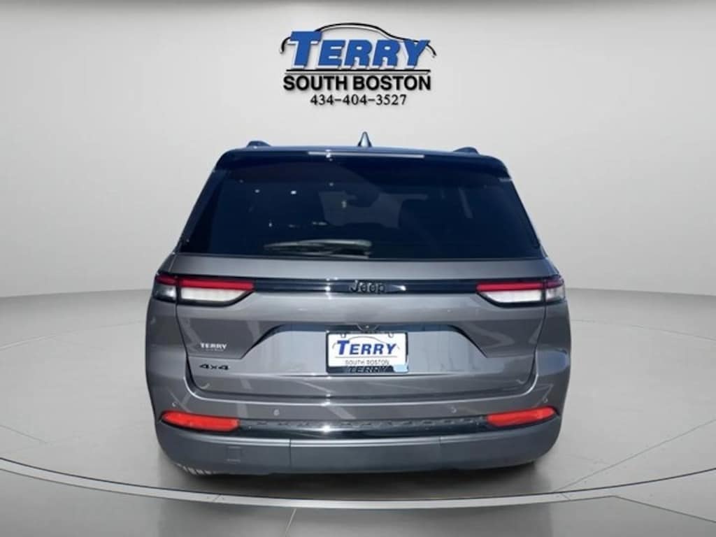 Used 2024 Jeep Grand Cherokee Altitude X SUV