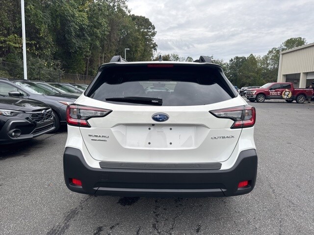 2025 Subaru Outback Premium photo 3