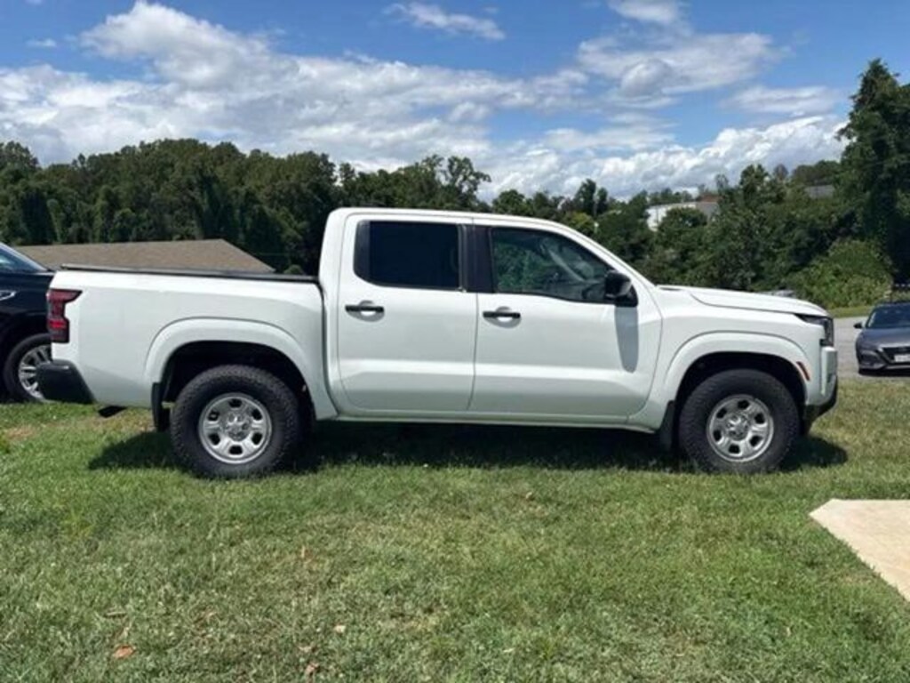 Used 2022 Nissan Frontier S Truck