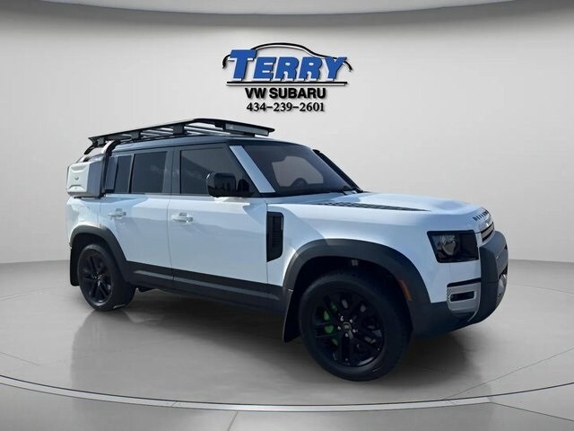 2021 Land Rover Defender 110 SE photo 2