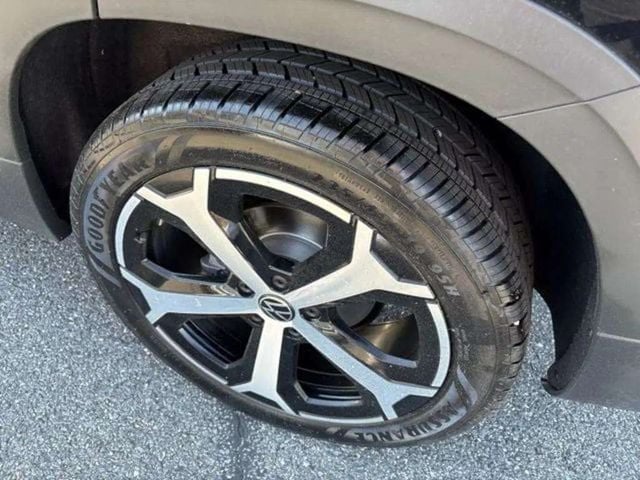 2026 Volkswagen Taos SEL - Photo 24