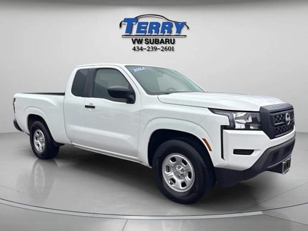 Used 2024 Nissan Frontier S Truck