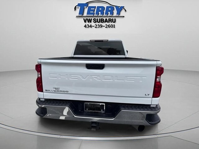 2024 Chevrolet Silverado 2500HD LT photo 3