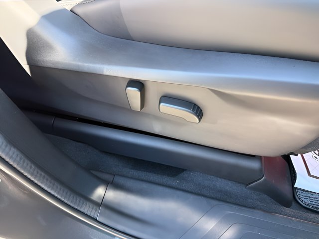 2026 Subaru Ascent Touring - Photo 16