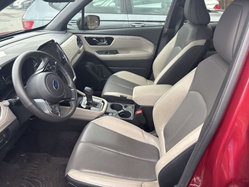 Used 2025 Subaru Forester Limited SUV