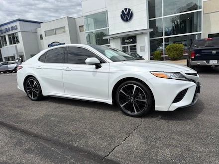 2020 Toyota Camry XSE Sedan